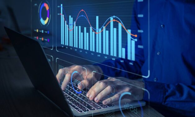 Pourquoi choisir une formation de data analyst en ligne ?