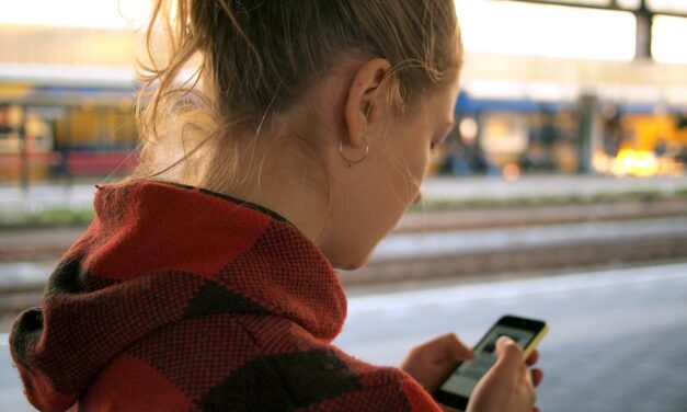 Indicatif 0568 : comprendre, identifier et se protéger des appels indésirables